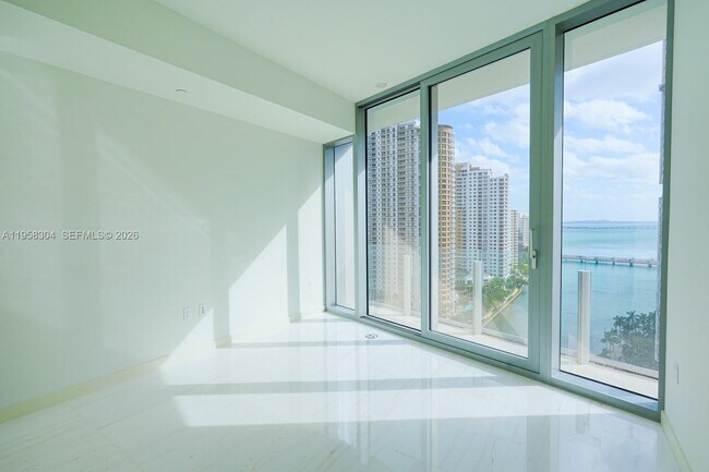 Building Photo - 300 Biscayne Blvd Way