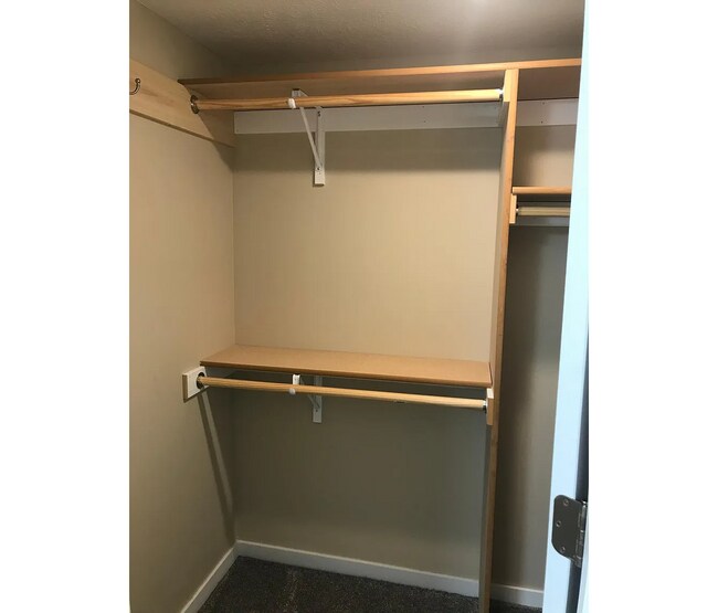 Foto del edificio - 1044 Augusta Dr