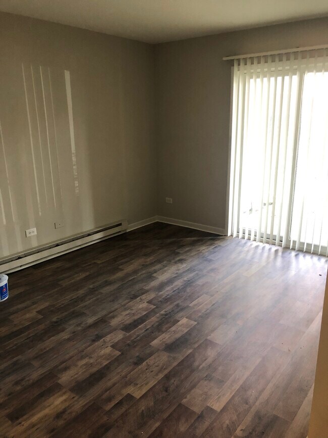 Studio bedroom - 1330 Cunat Ct