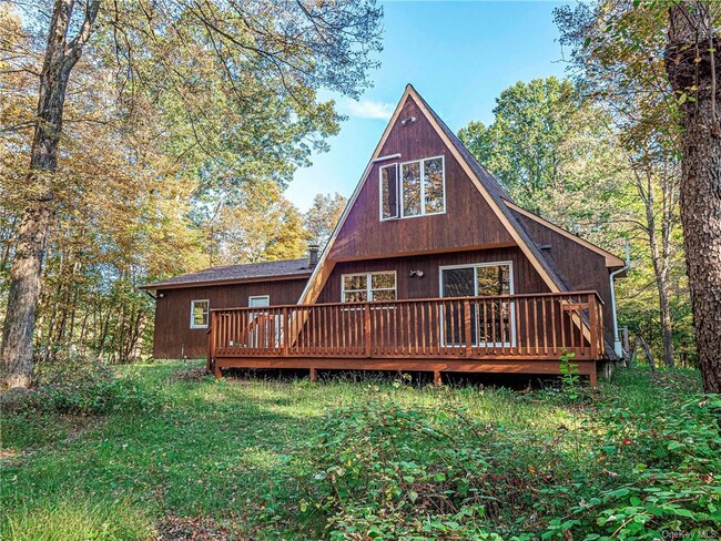 Building Photo - 41 Hedges Rd