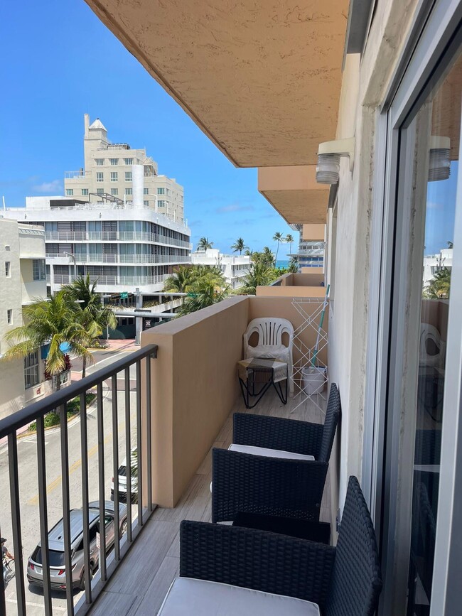 Foto del edificio - 1150 Collins Ave