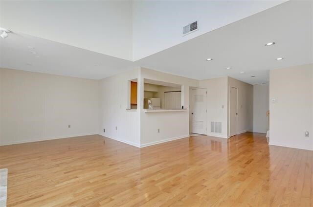 Building Photo - 819 Topsail Ln