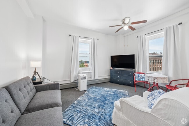 1BR, 1BA - 500SF - LivingRoom/ Dining Room - Rumely Senior Apartments