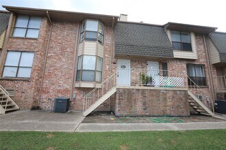 Building Photo - 2103 Place Rebecca Ln