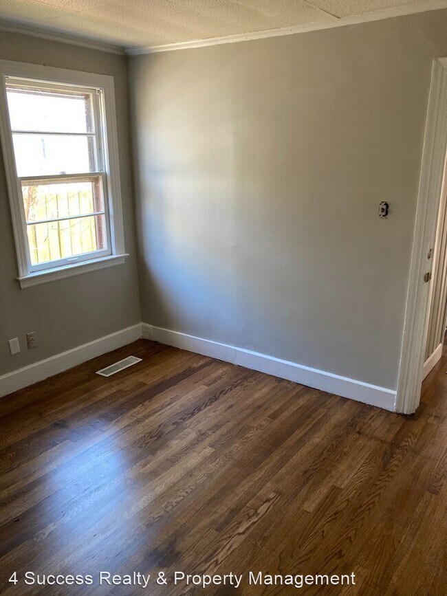 Building Photo - 2 br, 1 bath House - 3050 Tutwiler