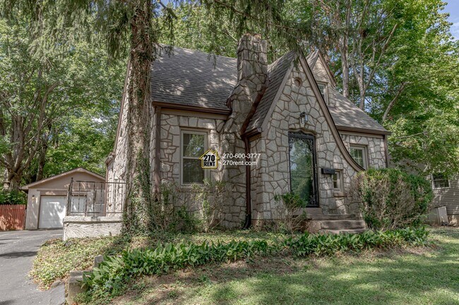 Foto del edificio - 618 N Main