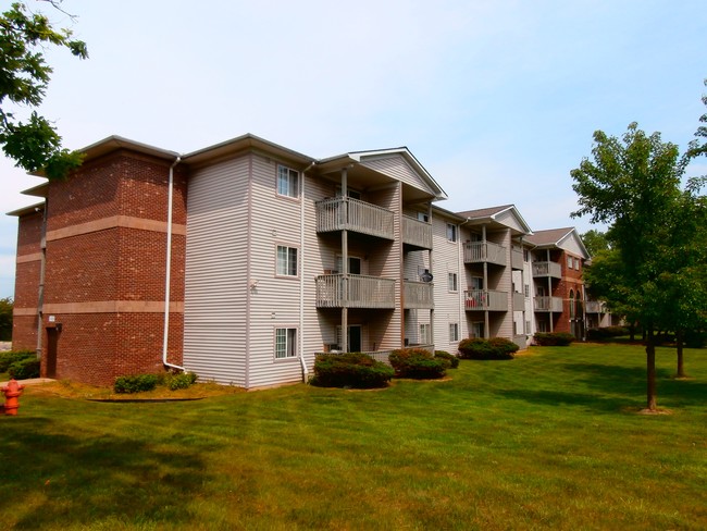 Twin Meadows Apartments