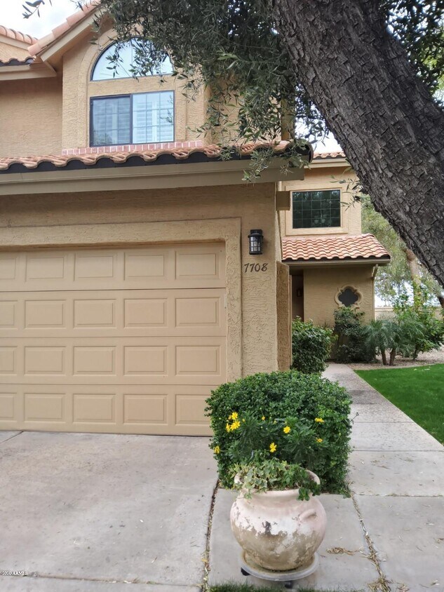 7708 E Pepper Tree Ln, Scottsdale, AZ 85250 Townhome Rentals in