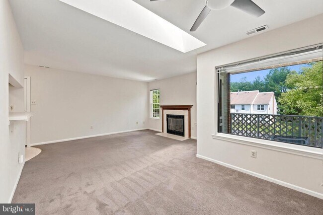 Foto del edificio - 502 Diamond Dr