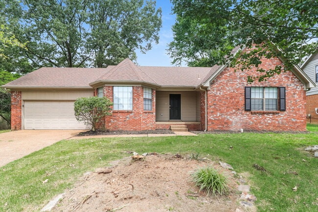 Building Photo - 5996 Lawnhill Dr