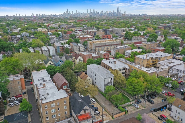 Building Photo - 2036 N Spaulding Ave