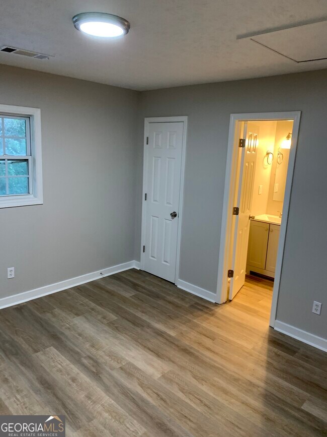 Foto del edificio - 7181 Puckett St SW