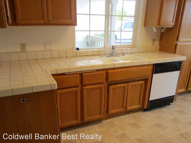 Building Photo - 3 br, 2 bath House - 21340 Westwood Blvd