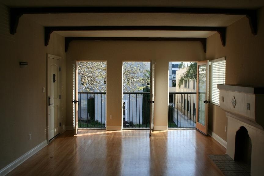 Impresionante luz y características - 6211 Orange St