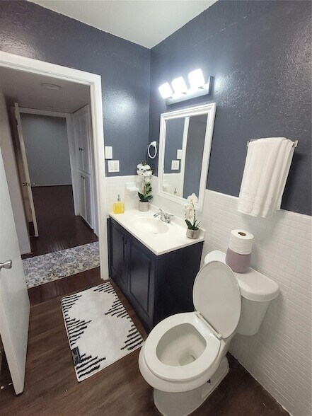 Foto del edificio - 7213 Beechnut St