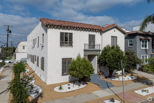 Exterior del edificio - Curson Apartments...Newly remodeled...Bran...