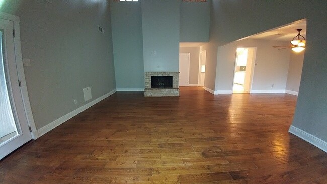 Building Photo - 11613 Pinyon Pl