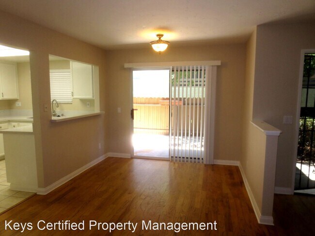 Building Photo - 7421 Mission Trails Dr