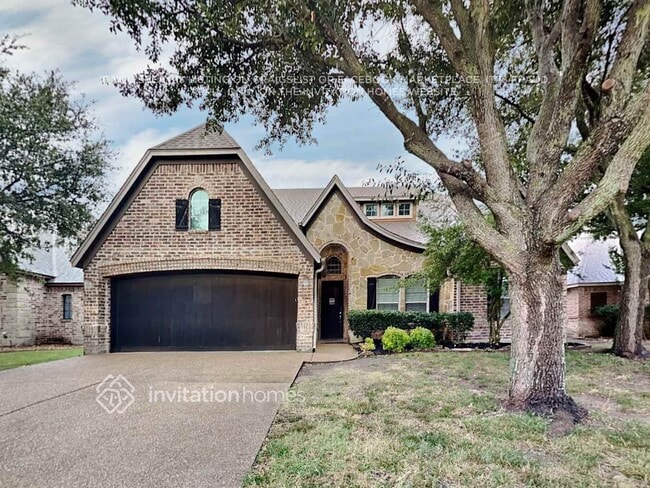 Building Photo - 105 Prairie Dunes Dr