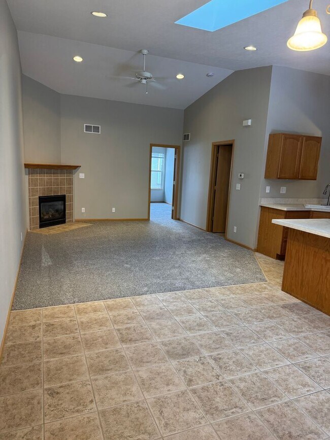 Building Photo - This is a must see