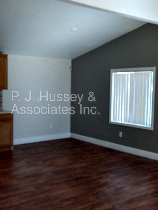 Building Photo - 4130 W Nancy Ln