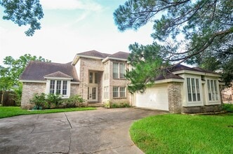 Building Photo - 15111 New Hastings Dr