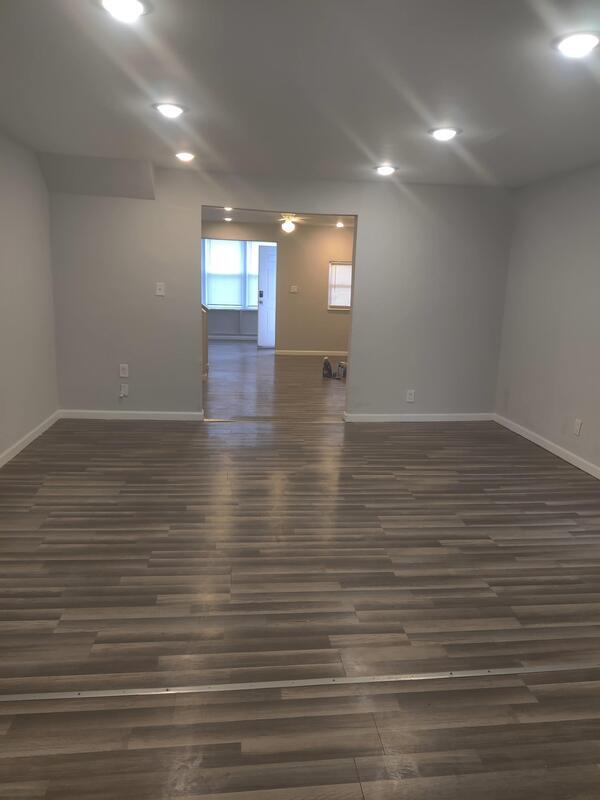 Building Photo - 1752 S 60th St
