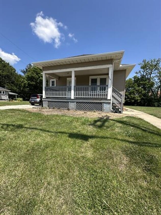 Foto principal - 704 N Lincoln Ave