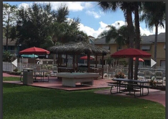 Foto del edificio - 2777-323G N. Poinciana Blvd., Kissimmee, FL 34747 1 bed/1 bath