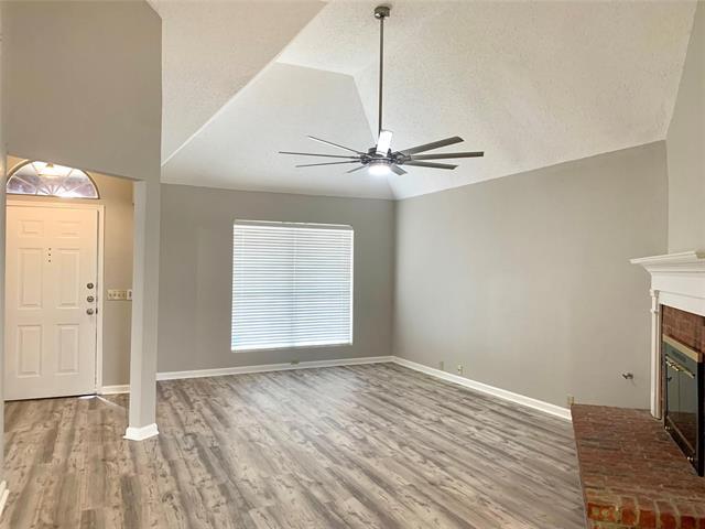 Building Photo - 862 San Jacinto Dr