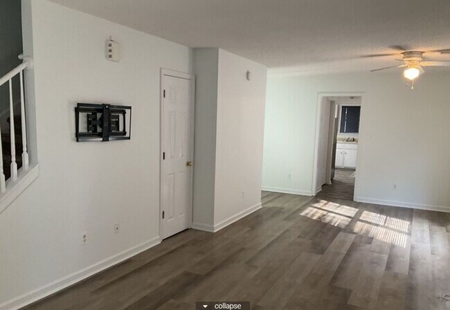 Foto del edificio - Northeast Townhome