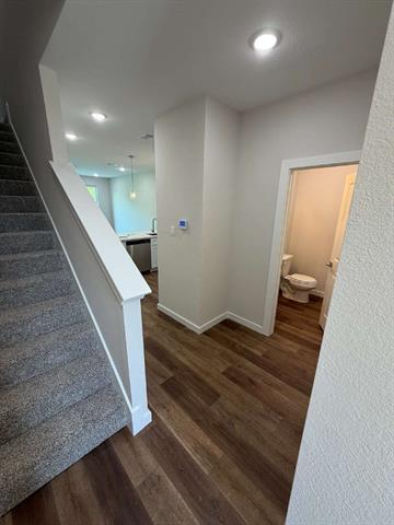 Foto del edificio - 573 Galt Dr