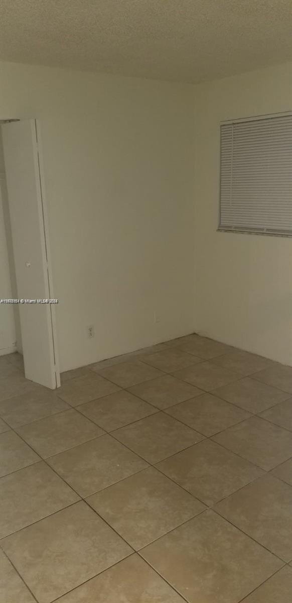 Foto del edificio - 4541 Treehouse Lane Apt #H, Tamarac, FL 33...