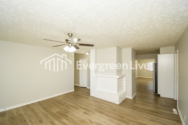 Building Photo - 1850 Priscilla Ave