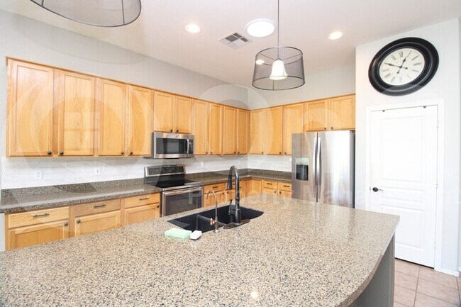 Foto del edificio - 9562 E Monte Ave