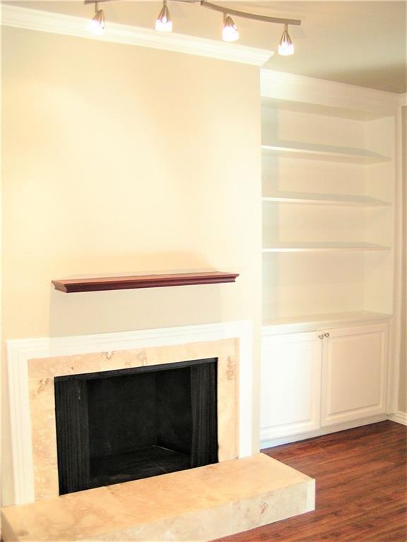 Building Photo - 6627 Valleyside Rd