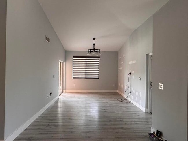 Foto del edificio - 6936 SW 39th St