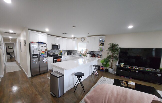 Foto del edificio - 43 W 49th St