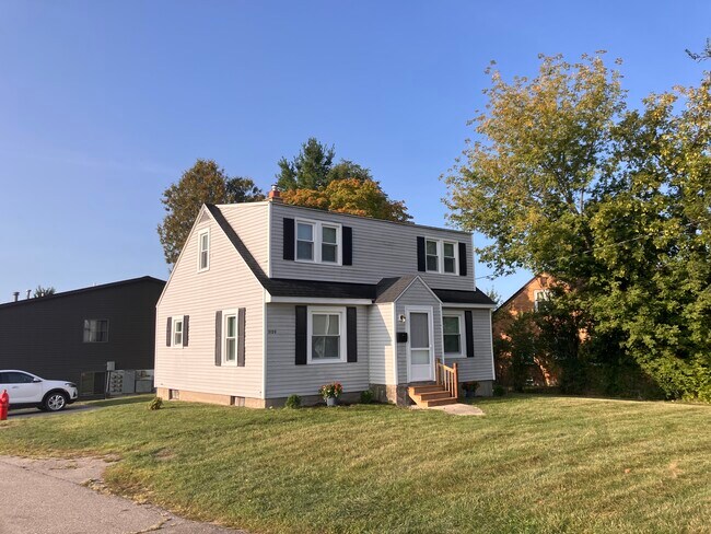 Foto del edificio - 3130 32nd St SE