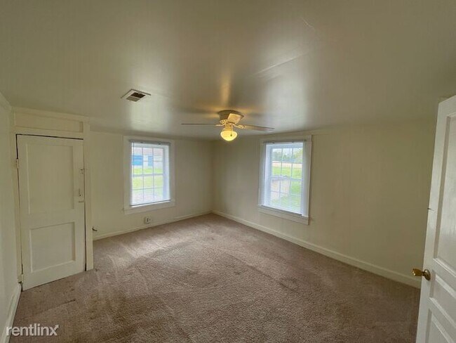 Building Photo - 3 br, 1 bath House - 6013 Waxhaw Highway
