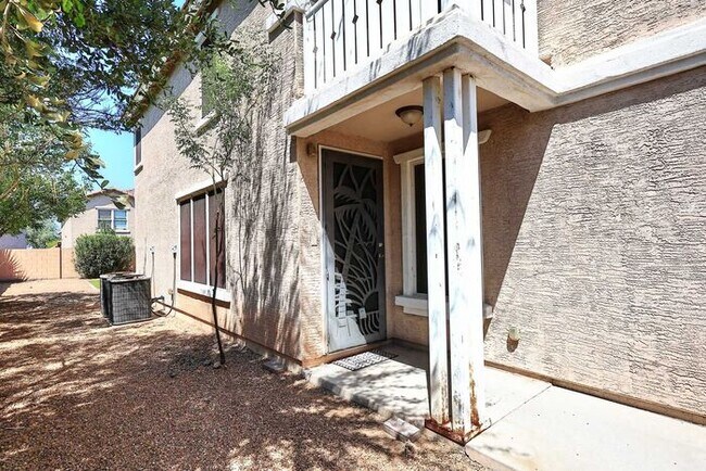 Foto del edificio - For Rent
