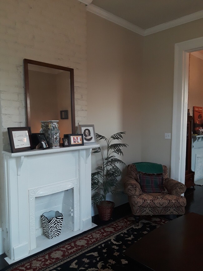 front room - 2528 Jena St