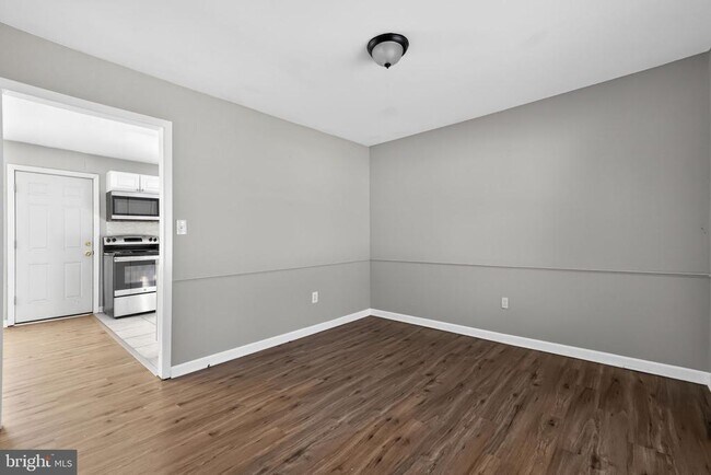 Foto del edificio - 17 Bonnie Ln