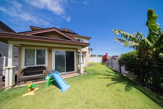 Foto del edificio - 111 Meheu Cir