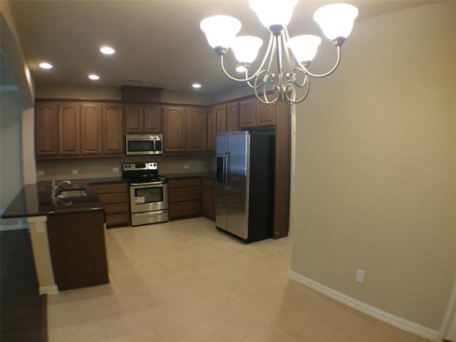 Foto del edificio - 935 Shelby Ln