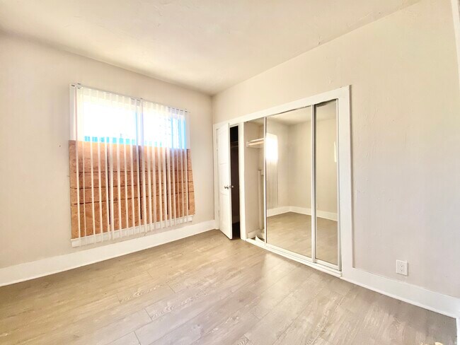 Foto del edificio - 2906 S San Pedro St