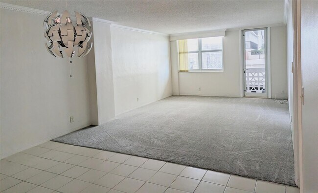 Building Photo - 4250 Galt Ocean Dr