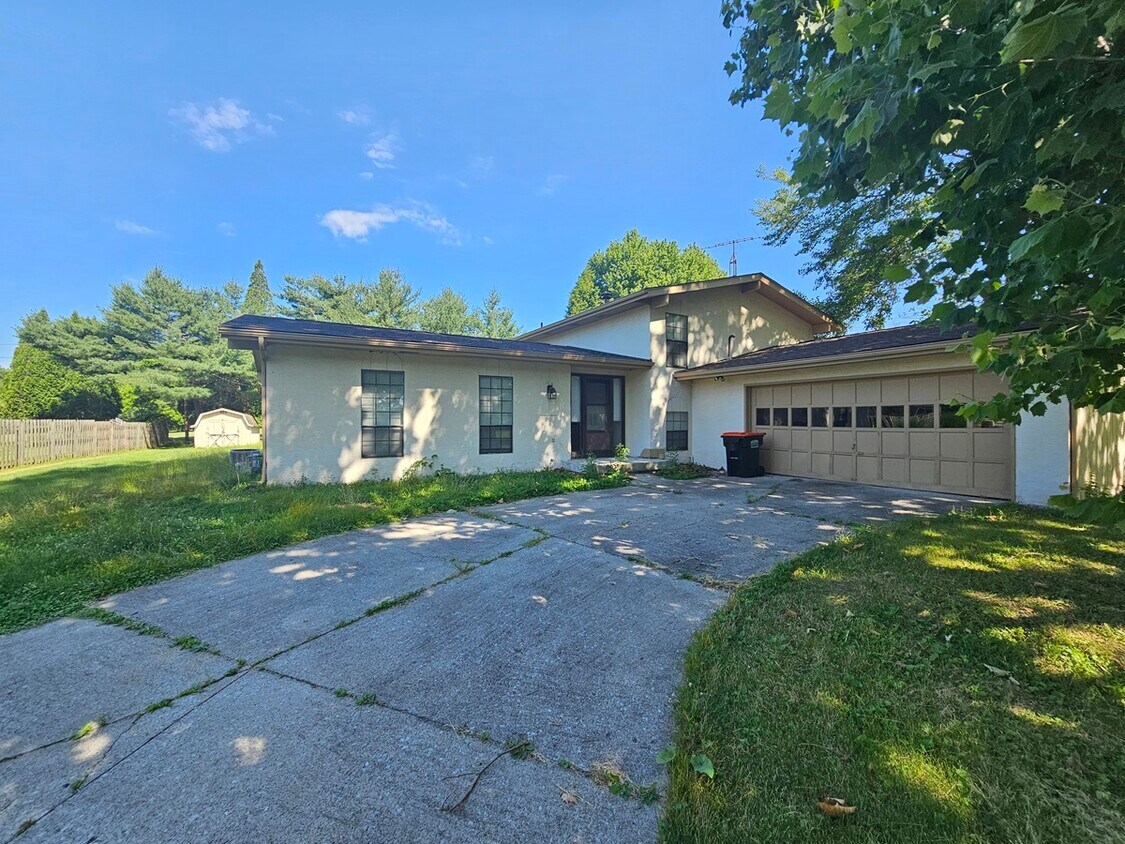 1169 James Rd, Newark, OH 43055 House Rental in Newark, OH