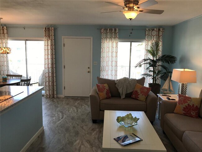 Foto del edificio - 335 Causeway N