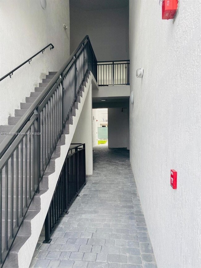 Foto del edificio - 15520 SW 136th St